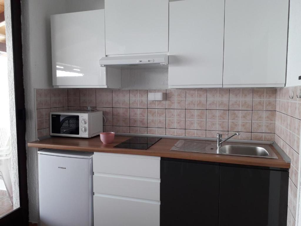 Mali Delfin Apartment Sveti Juraj Ngoại thất bức ảnh