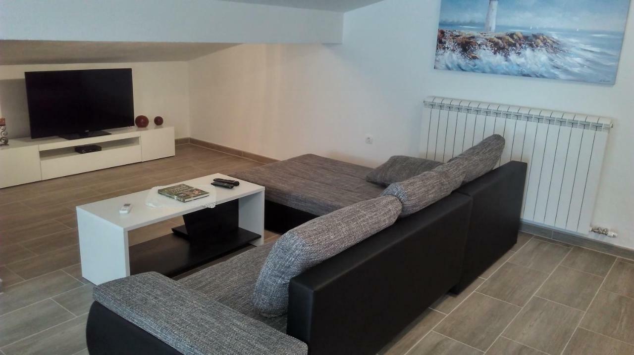 Mali Delfin Apartment Sveti Juraj Ngoại thất bức ảnh