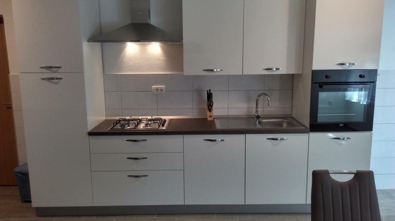 Mali Delfin Apartment Sveti Juraj Ngoại thất bức ảnh