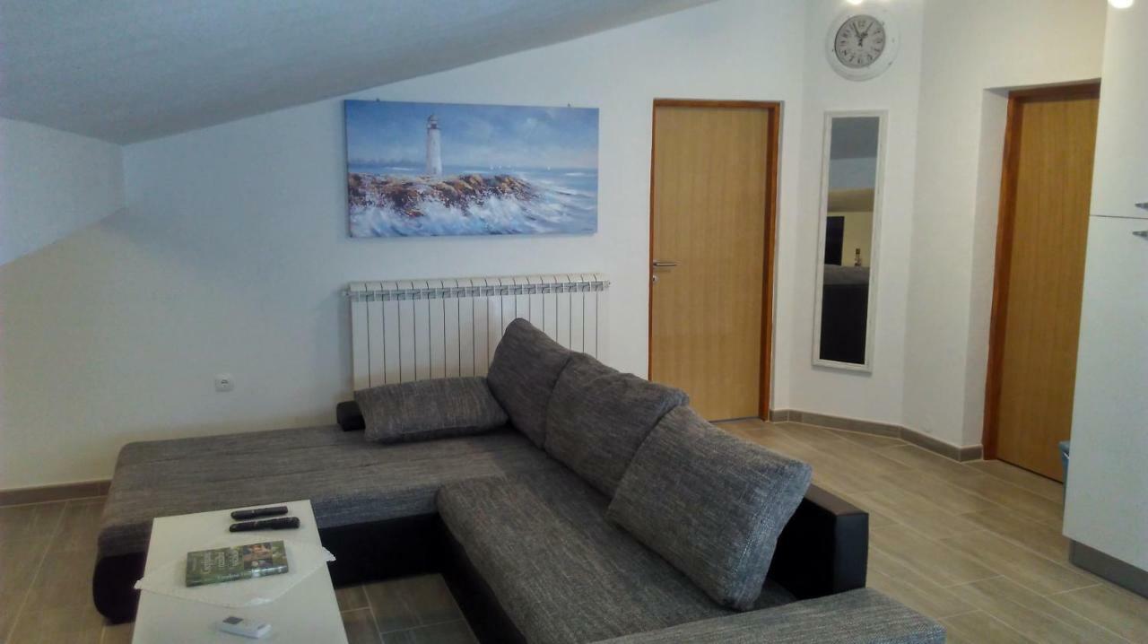 Mali Delfin Apartment Sveti Juraj Ngoại thất bức ảnh