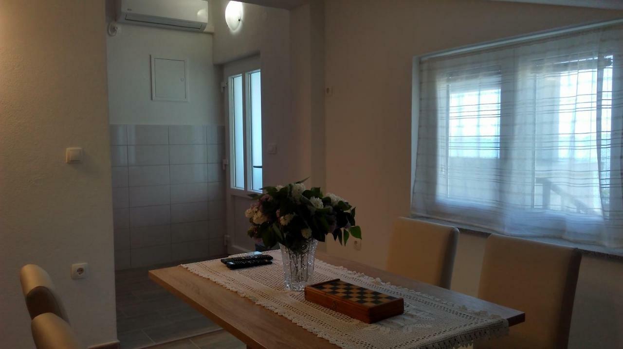 Mali Delfin Apartment Sveti Juraj Ngoại thất bức ảnh