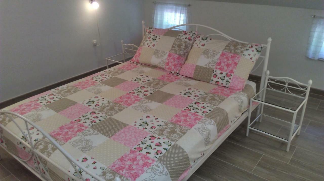 Mali Delfin Apartment Sveti Juraj Ngoại thất bức ảnh