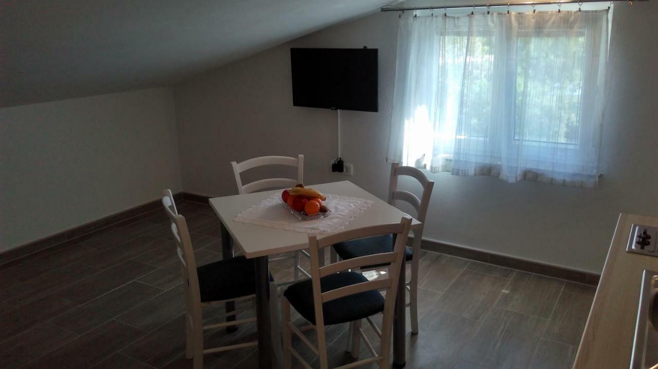 Mali Delfin Apartment Sveti Juraj Ngoại thất bức ảnh
