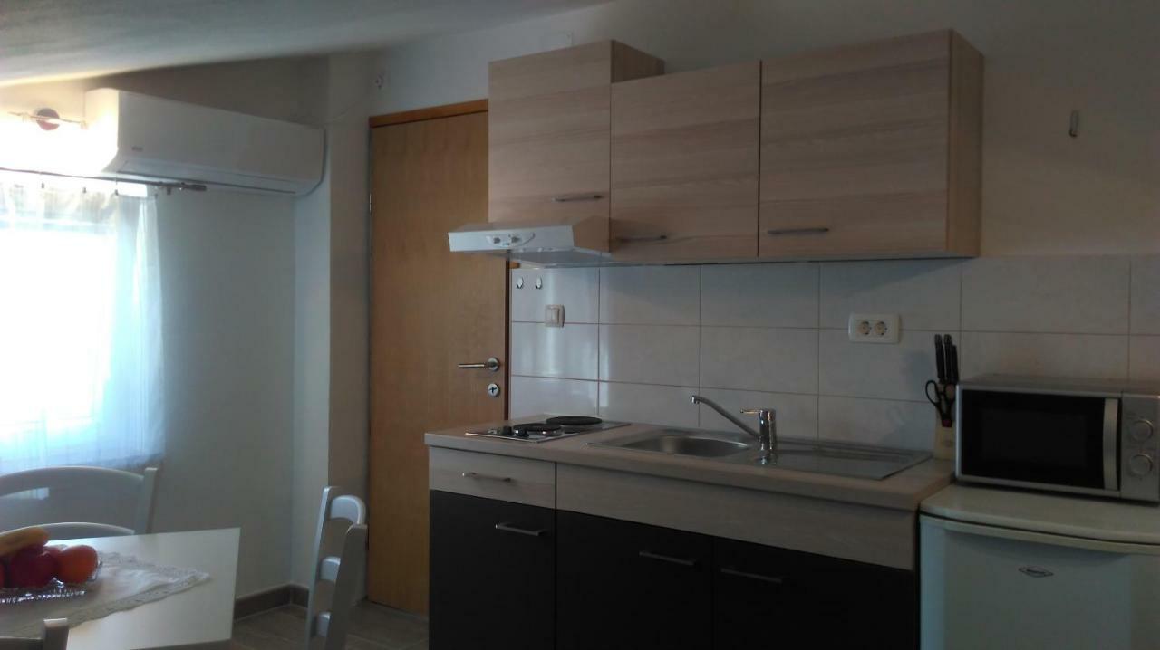 Mali Delfin Apartment Sveti Juraj Ngoại thất bức ảnh
